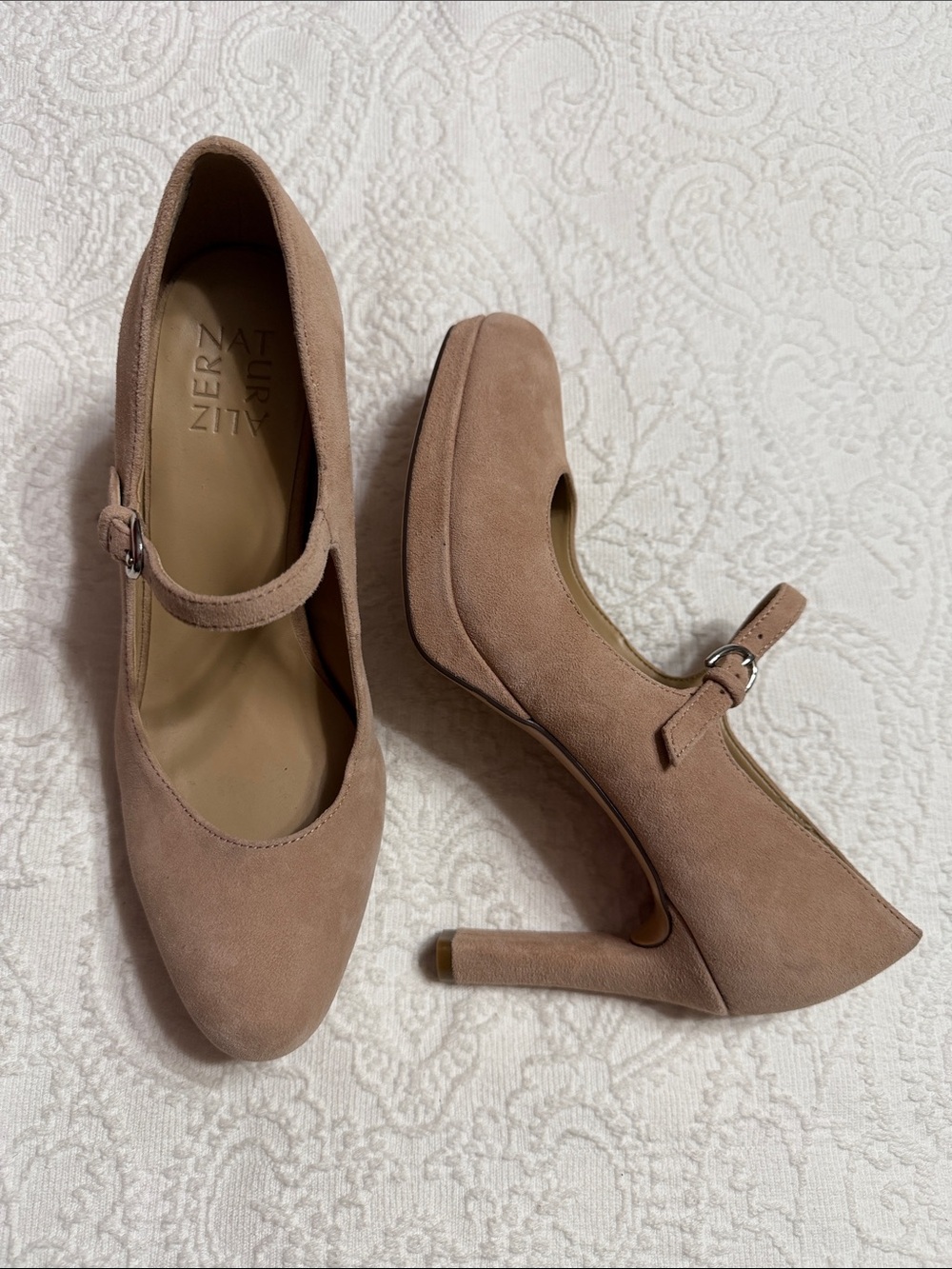 Naturalizer Suede Platform Mary Jane Heels in Tan US 7.5M Like New